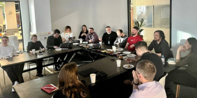 На заседании Клуба аналитиков соцмедиа обсудили совместное использование анализа социальных медиа и результатов классических опросов