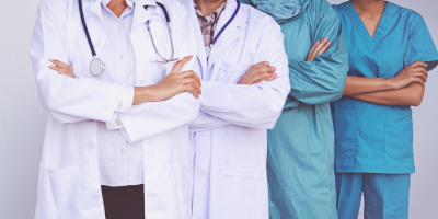 Зачем нужны «немедики» в медицине? Новые запросы в подготовке медицинских кадров 