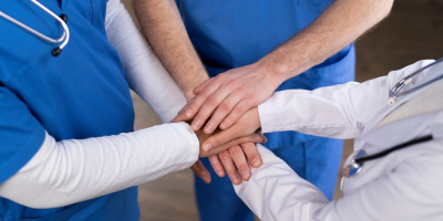 Изучение наставничества в контексте командного подхода