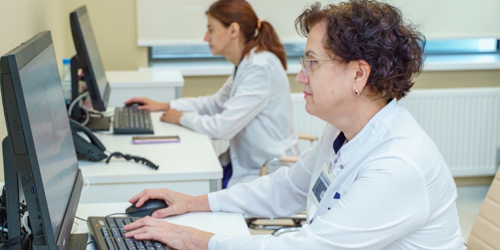 Как оценивают качество оказываемых медуслуг в разных странах мира