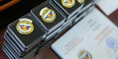 Специалист ОМО по неврологии НИИОЗММ ДЗМ награжден нагрудным знаком 