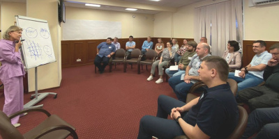 НИИОЗММ продолжает обучение руководителей подстанций скорой помощи 