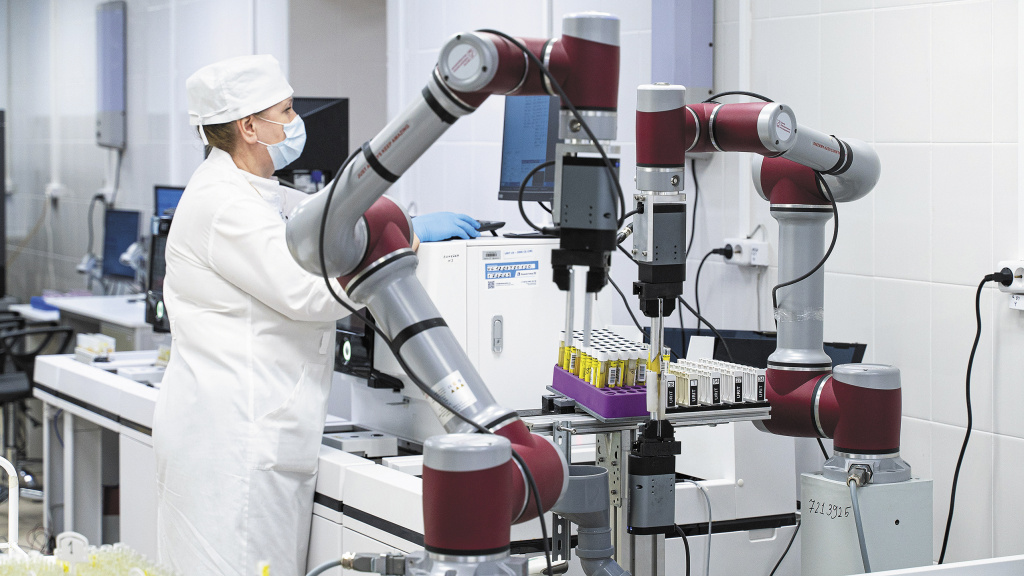 Робот-манипулятор за работой